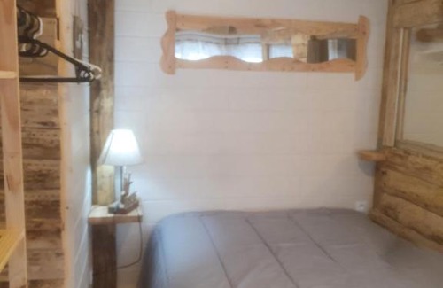 La Bourboule Apartment | Guest Rated 9.3: Welcome to Le Petit Laponie Hotel