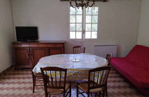 Noaillan House | Explore the Welcome of Sud Gironde with Family-Friendly Stays