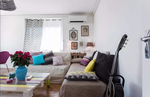 Patte d'Oie Apartment | Discover Comfort in Toulouse: Family-Friendly T3 Near Center