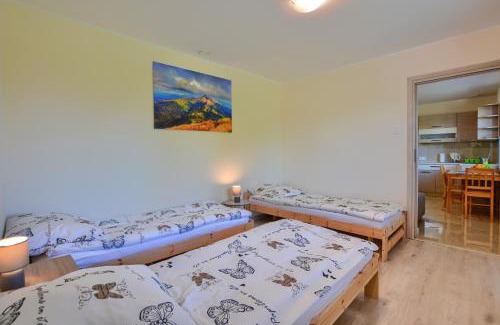 Sanok Apartment | Inviting Bieszczadówka: Family-Friendly with Kitchen Amenities