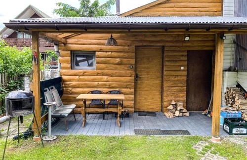 Lutowiska Apartment | Pet-Friendly Retreat at Bieszczady Smolnik Cottage 2