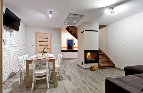 Olchowiec House | Relaxing BIESZCZADZKI RAJ: Lakefront Cabins with Pool