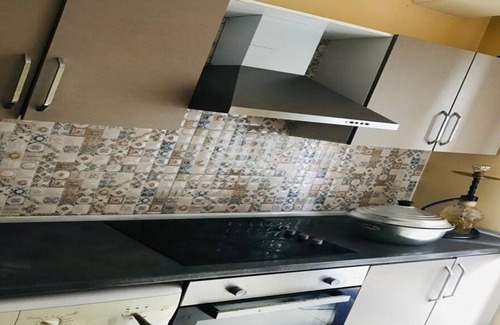 Sultangazi Apartment | Cozy & Budget-Friendly Stay with Pool and Family Amenities