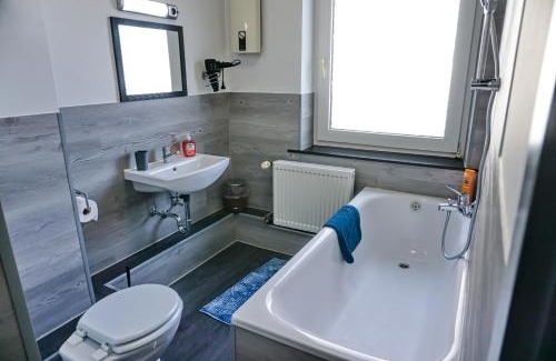 Solingen Apartment | Spacious Apartment for Up to 7 Guests - Rated 9.5/10