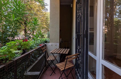 Stadera Apartment | Family-Friendly Apartment near Bocconi and IEO