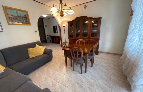 Old Town Apartment | Spacious 3-Room Apartment with Private Beach Access