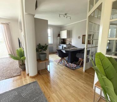 Klagenfurt am Woerthersee Apartment | Inviting Garden Apartment with Pool and Kitchen Amenities