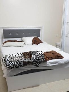 Hebron Apartment | Spacious Apartment in Hebron, Palestine - Child Friendly Stay