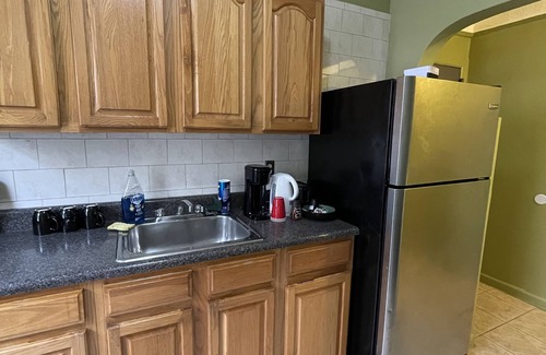 Ditmars Steinway Apartment | Spacious Big Apt in NYC - Perfect for Families