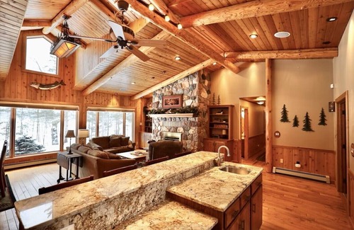 Arbor Vitae Cabin | Experience Big Arb Pines on Beautiful Big Arbor Vitae Lake