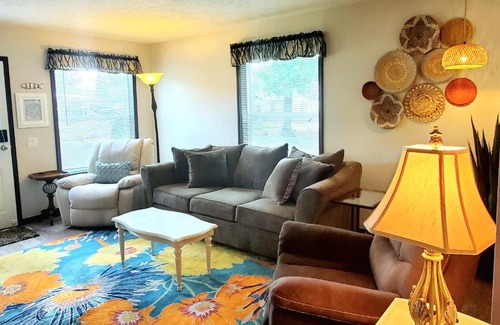Warsaw House | Relax at Big Barbee Lake House: Family-Friendly Retreat