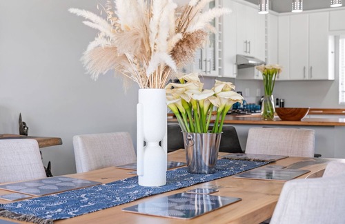 Big Bay Apartment | Discover Big Bay Beach Club J32 with Pool & Ocean Views