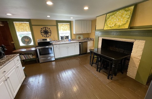 Fairfield House | Premier Grand Manor Church Hill: Pet-Friendly & Spa Retreat
