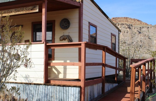 Terlingua Cabin | Pet-Friendly Getaway at Ten Bits Ranch - Room #4