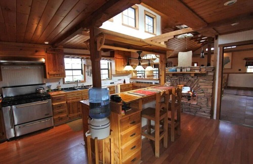 Terlingua Cabin | Pet-Friendly Retreat at Ten Bits Ranch | Room #8 - The Courthouse