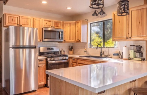 Whispering Forest Cabin | Pet-Friendly Spa Retreat with Trails and Fire Pit