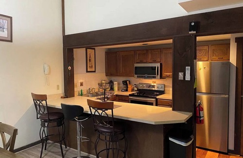 Lake Harmony House | Idyllic Big Boulder Lake Retreat: Ski & Summer Adventures