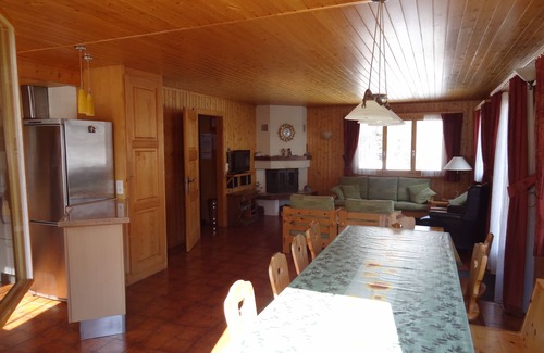 Fieschertal Ski Chalet | Spacious Chalet with Sauna Near Cable Car and Private Park