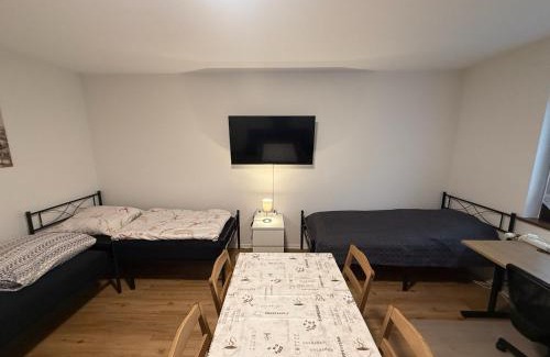 Karlsruhe City Centre Apartment | Cozy Central Apartment: Guest Rated 8/10 & Family Friendly