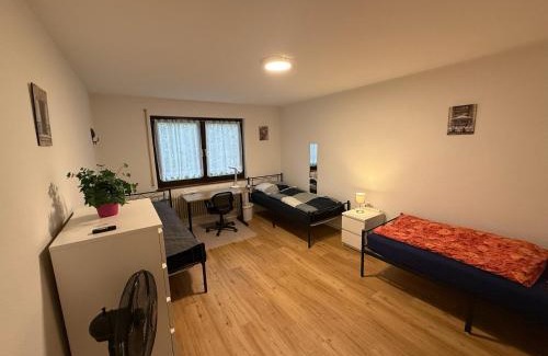 Karlsruhe City Centre Apartment | Cozy Central Apartment: Guest Rated 8/10 & Family Friendly