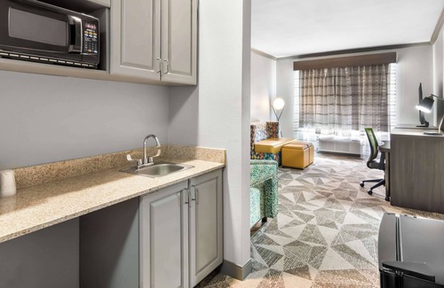 Abilene Hotel | Comfortable Big Country Hotel & Suites with Spa & Dining