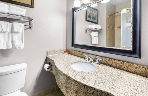 Abilene Hotel | Comfortable Big Country Hotel & Suites with Spa & Dining