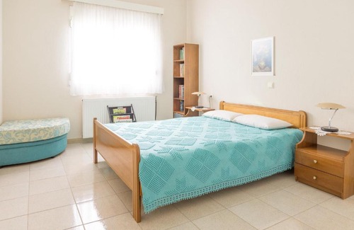 Gomati House | Cozy Country House Just 10 Minutes from the Beach