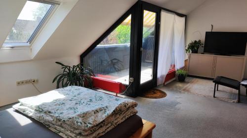 Heideviertel Apartment | Cozy Family Apartment with Pet and Child-Friendly Amenities