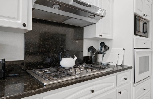 Weeki Wachee Gardens House | Big Cypress: Relax by the Pool & Hot Tub, Rated 10/10!