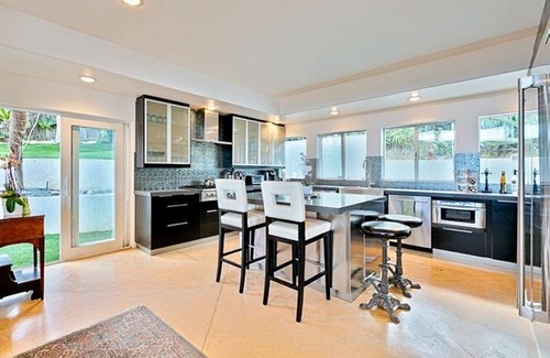 Arch Beach Heights House | Unbeatable Value in Laguna: Guest Rated 9.8 with Ocean View
