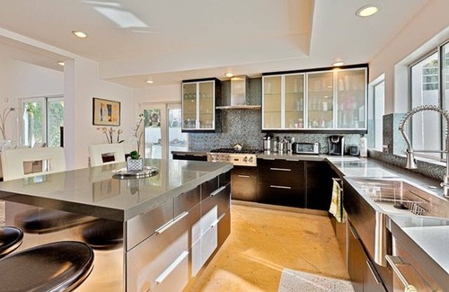 Arch Beach Heights House | Unbeatable Value in Laguna: Guest Rated 9.8 with Ocean View