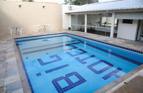 Bosque Hotel | Comfortable Stay at Big Executive Hotel with Pool Access
