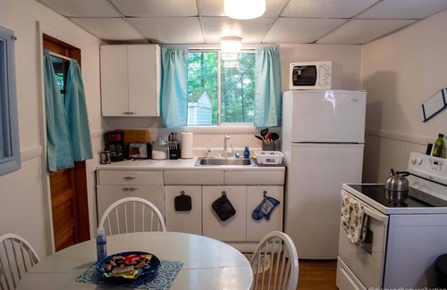 Windham Cottage | Unwind at Big Fish, Little Pond: Adventure Awaits!