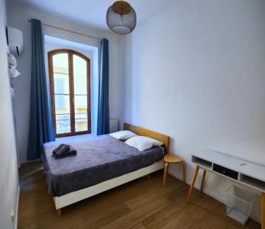 Jean-Medecin Apartment | Spacious Flat Steps from the Beach with Pet-Friendly Perks