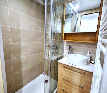 Jean-Medecin Apartment | Spacious Flat Steps from the Beach with Pet-Friendly Perks