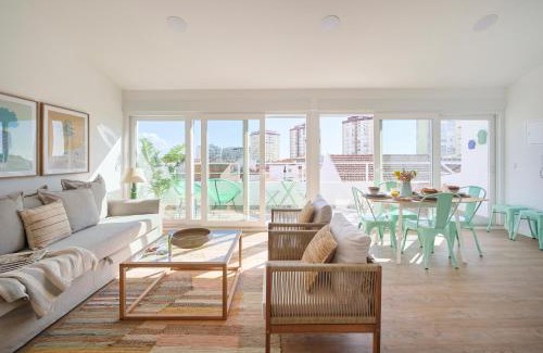 Costa de Caparica Apartment | Big Group Beach Haven, Sleeps 28, by TimeCooler