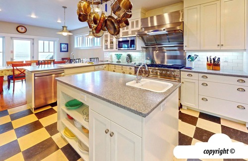 Gearhart House | Discover BIG HOUSE LITTLE BEACH with Oceanfront Amenities