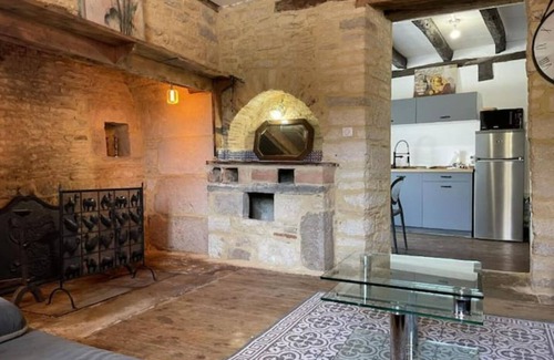 Espedaillac House | Cozy Escape Under the Causse Stars with Family-Friendly Amenities