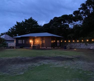 Oshima House | Exclusive Big Island Base with Ocean View and Breakfast