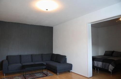 Ylamylly Apartment | Big, Modern Flat for 6 - Heart of Joensuu