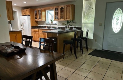 Brooksville Apartment | Pet-Friendly Retreat at Big Oak - Top-Rated Family Getaway