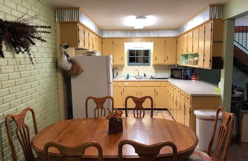 Jasper House | Experience Big Oak Cabin: Pet-Friendly Retreat Near Jasper