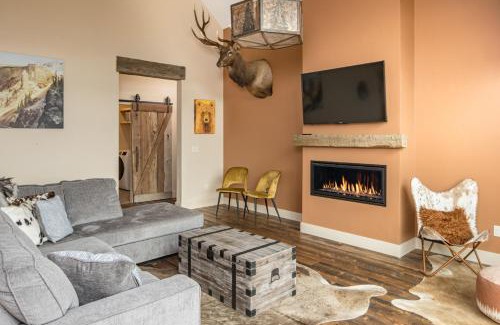 Big Sky House | Family-Friendly Retreat at Big Pine Chalet Awaits You