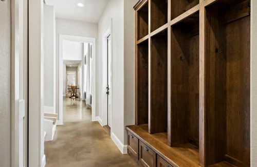 Wimberley House | Big Red Chicken Estate