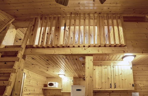 Buffalo City Cabin | Escape to Big River: Riverside Cabins with Family Amenities