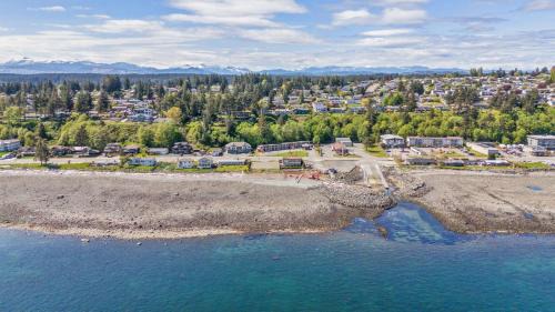 Campbell River Hotel | Family-Friendly Stay at Big Rock Motel - Rated 7.8/10
