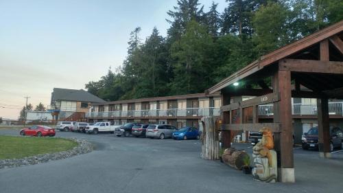Campbell River Hotel | Family-Friendly Stay at Big Rock Motel - Rated 7.8/10