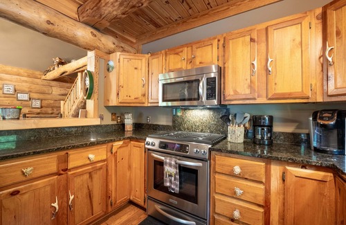 Robbinsville Cabin | Experience Big Snowbird Creek: Premium Smoky Mountain Cabin