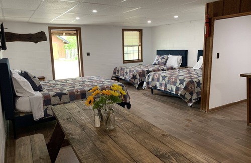 Jamestown Cabin | Discover Big South Fork Lodge: Family-Friendly Retreat