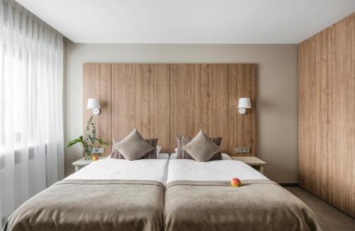 Ukmerge Hotel | Pet-Friendly Big Stone: 4-Star Hotel with Great Amenities